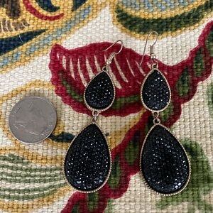 Elegant Black Gold Tone Trimmed Teardrop Earrings